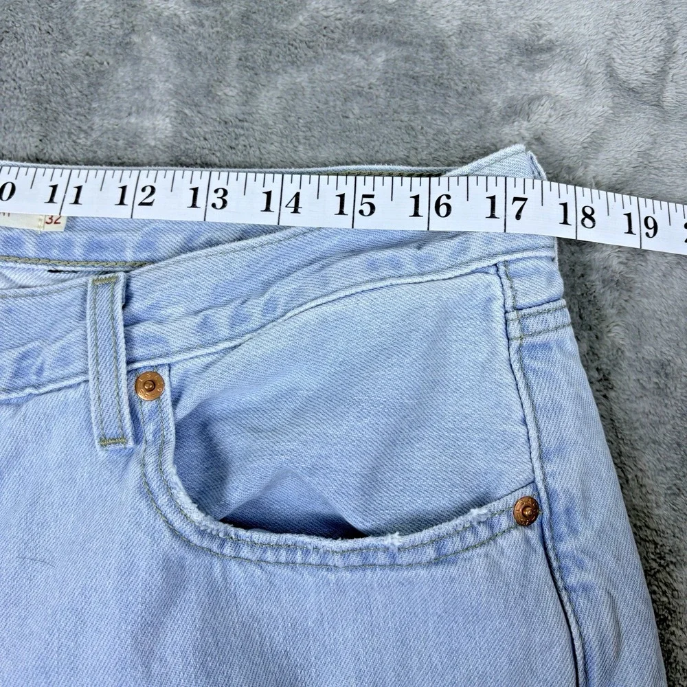 Levis Womens Jeans Low Pro Straight  Distressed High Rise Y2K Light Wash Size 32